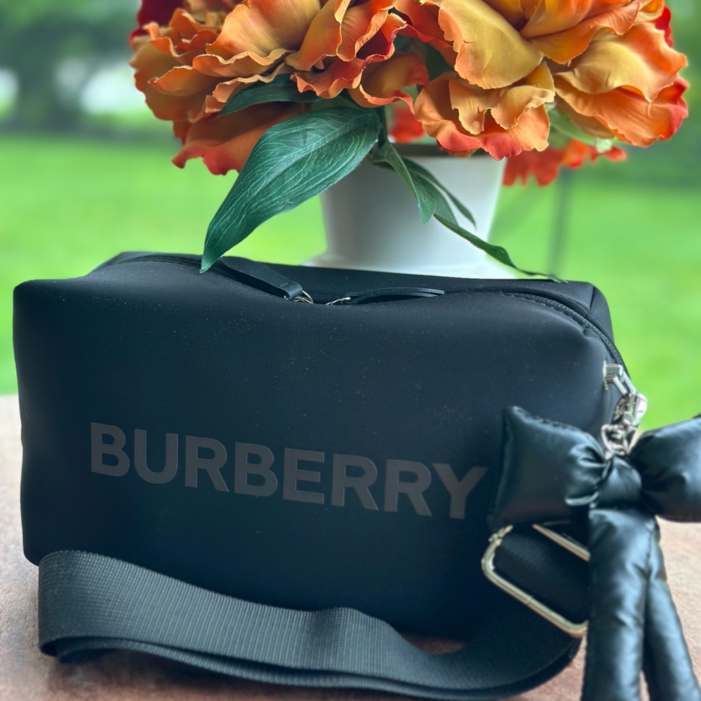 Burberry Black Cosmetic Bag - Picture 3 of 4